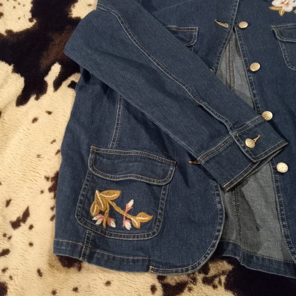 Vintage embroidered light jacket size petite large - Picture 2 of 6